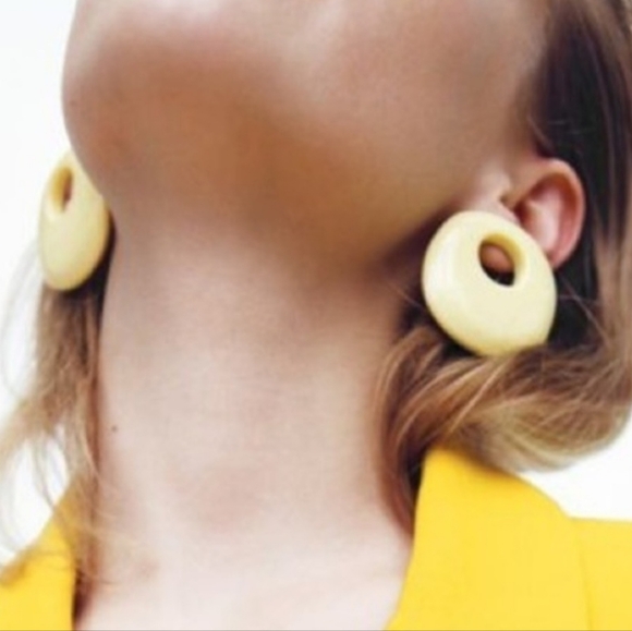 Zara Jewelry - NEW Zara Yellow Beige Hoop Earrings 70s Chunky Retro Y2K Colorblock Maximalism